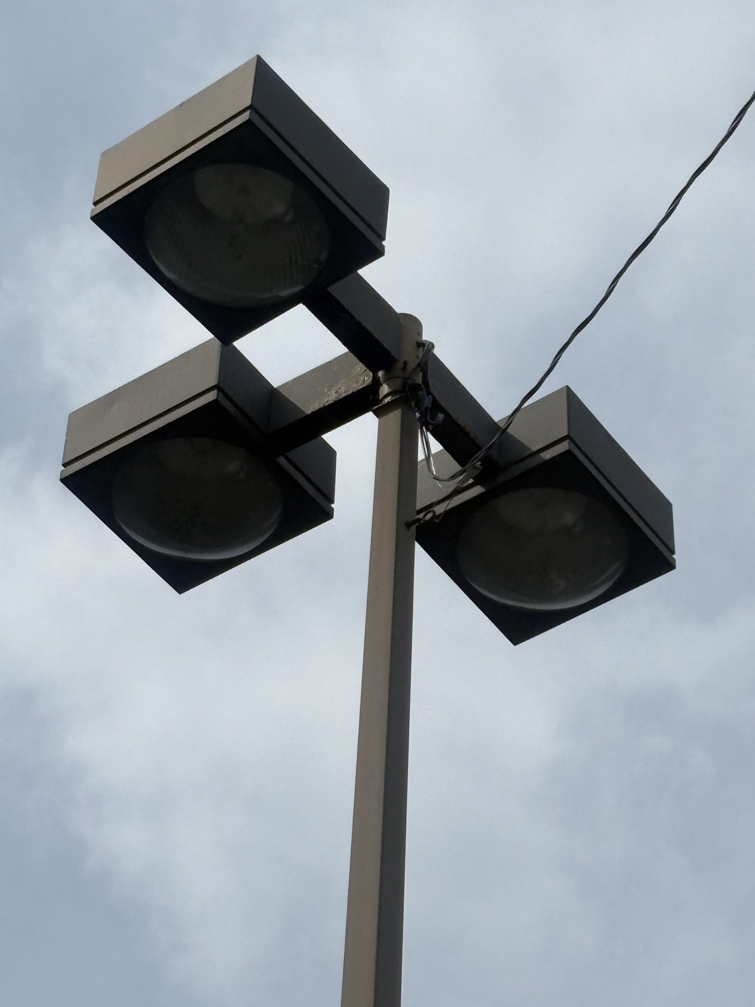 Parking lot lighting fixtures